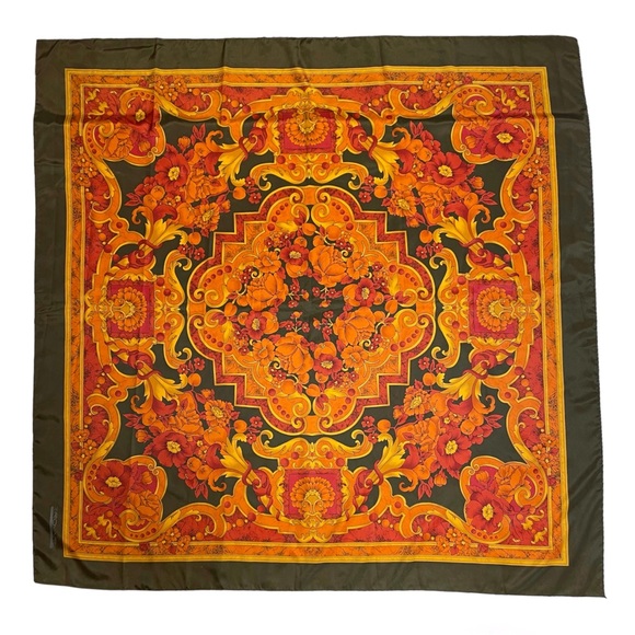 Trovare Vintage Floral Fall Scarf - Picture 3 of 8